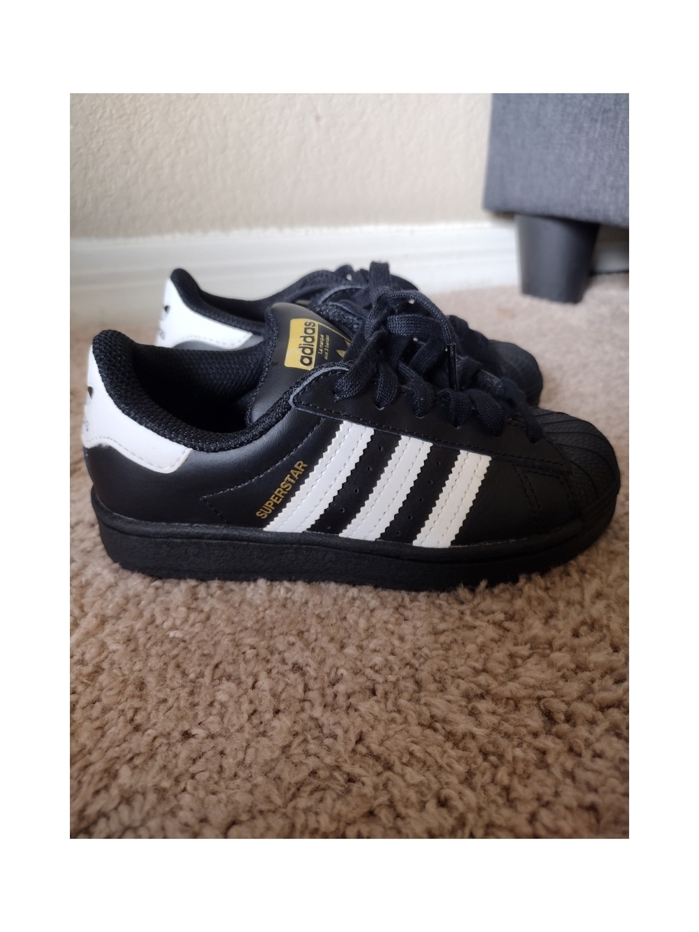 Adidas Superstar C Kids Black & White Sneakers Size 11.5